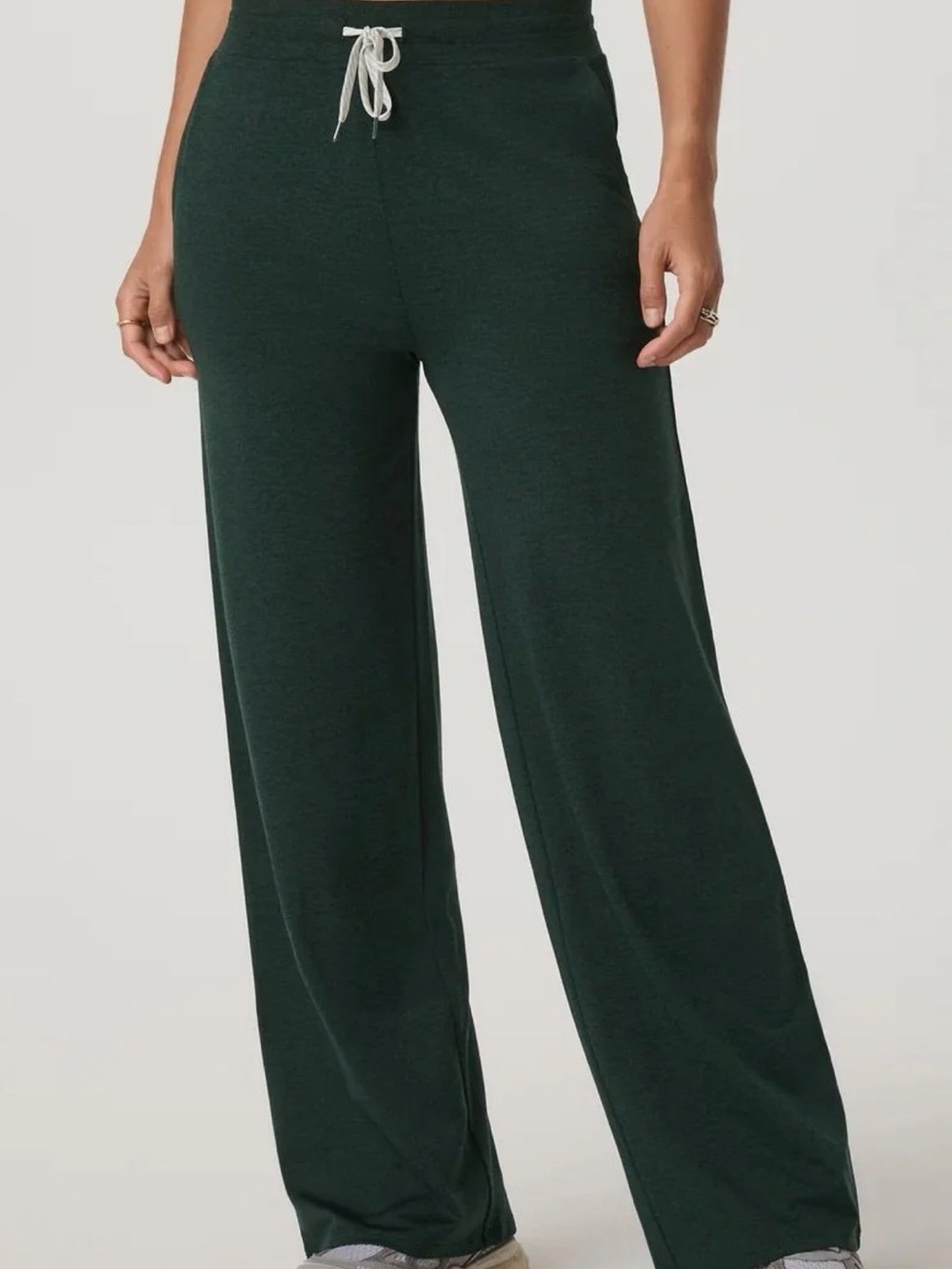 NWT VUORI HALO ESSENTIAL WIDE LEGS EVERGREEN HEATHER